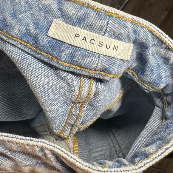 PacSun High Waisted Mom Jeans | Patchwork Light & Dark Wash Jeans Size 26 - Picture 6 of 10